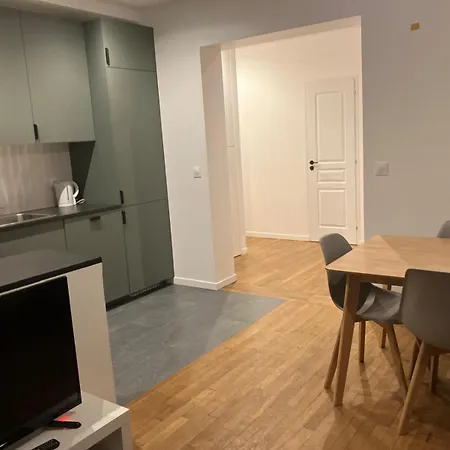 Duplex Harmonieux Et Lumineux Ideal Pour Familles